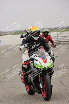 media/Nov-29-2025-TrackDaz (Sat) [[10ae2d9bce]]/Around the Pits/